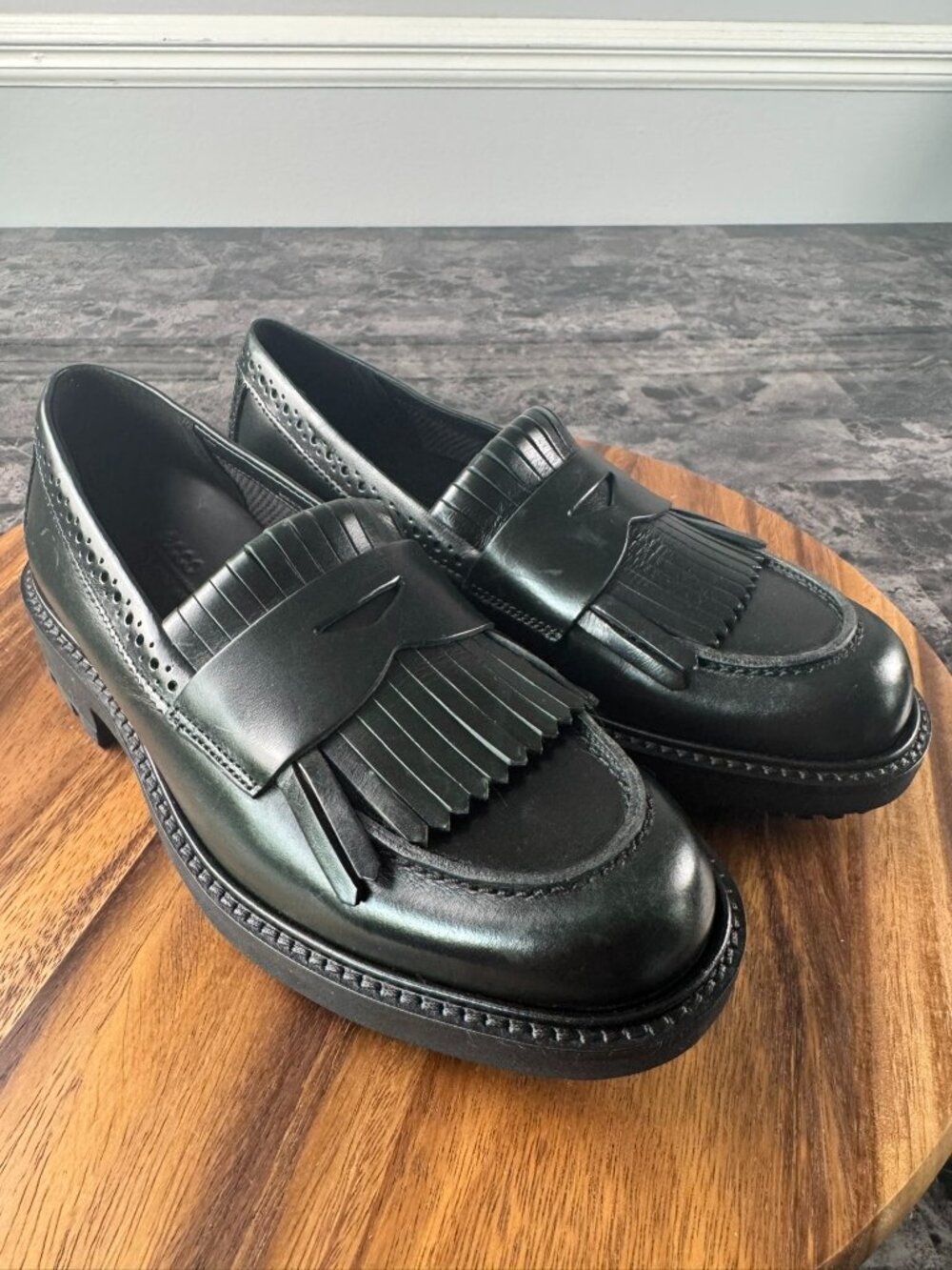 Ecco Loafers Women's 37(6-6.5) Black Leather Metropole Oslo Kiltie Lug Sole